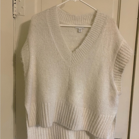 Topshop Sweaters - Topshop V-Neck Cream Sweater Vest